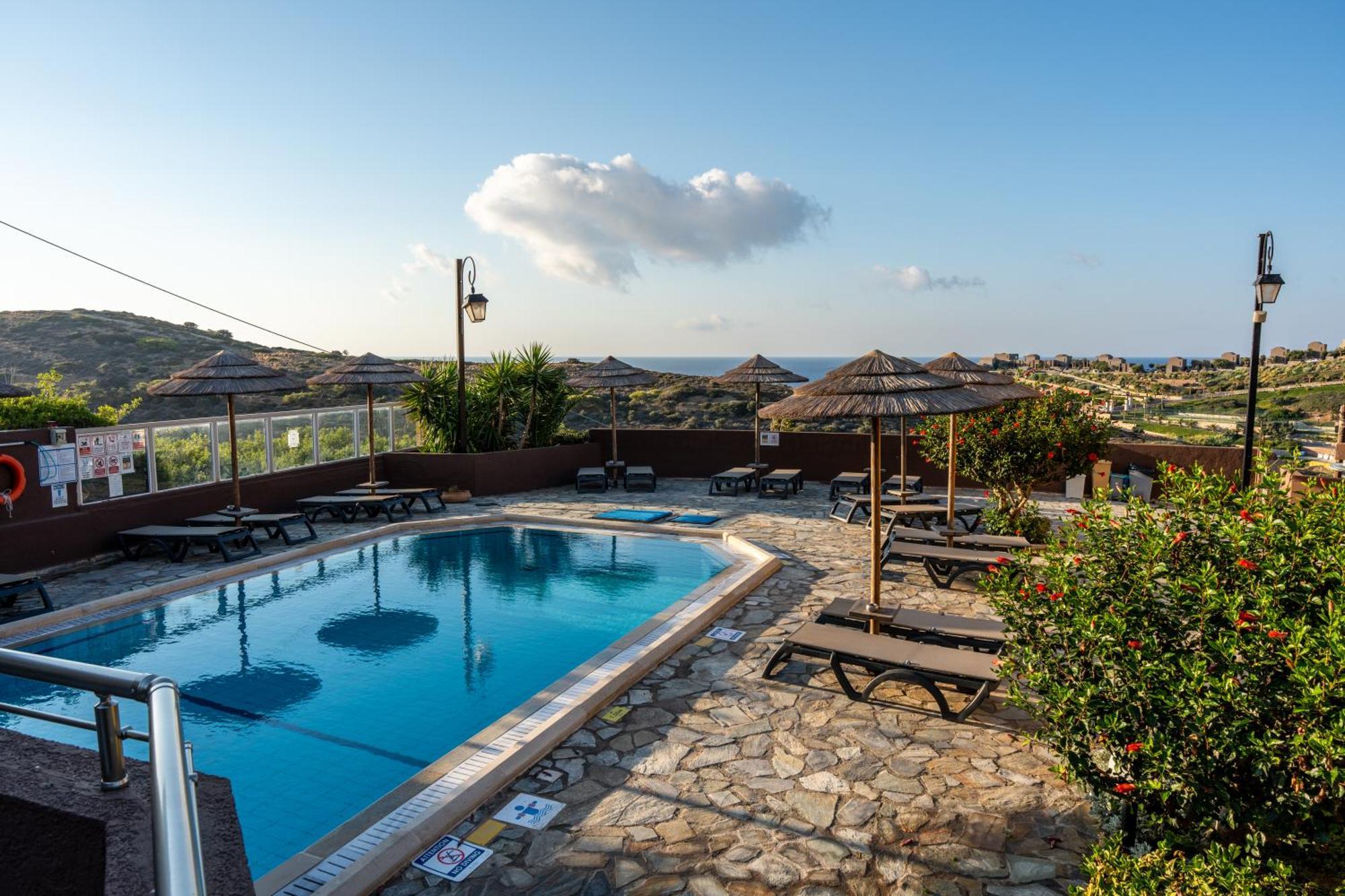 Blue Bay Resort Hotel Agia Pelagia  Esterno foto
